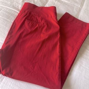 INC rayon nylon stretch pull on capri pant. Thick waistband. Zipper pocket.